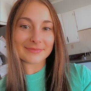 Meet your Posher, Ariana